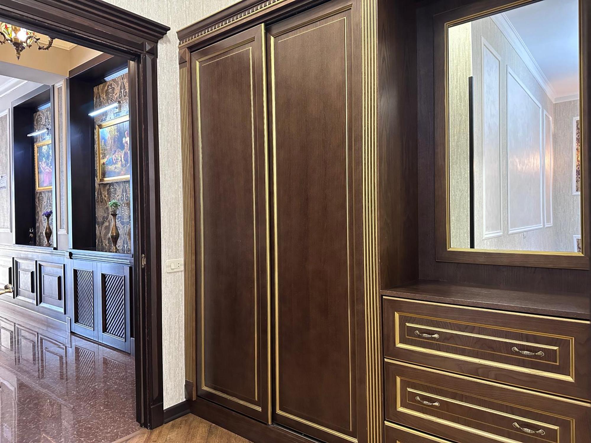 Royal Renaysance Hotel Yerevan Luaran gambar